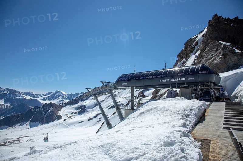 Karlesjochbahn in the Kaunertal, Kaunertal Glacier, border triangle, Landeck, Tyrol, Austria, Europe