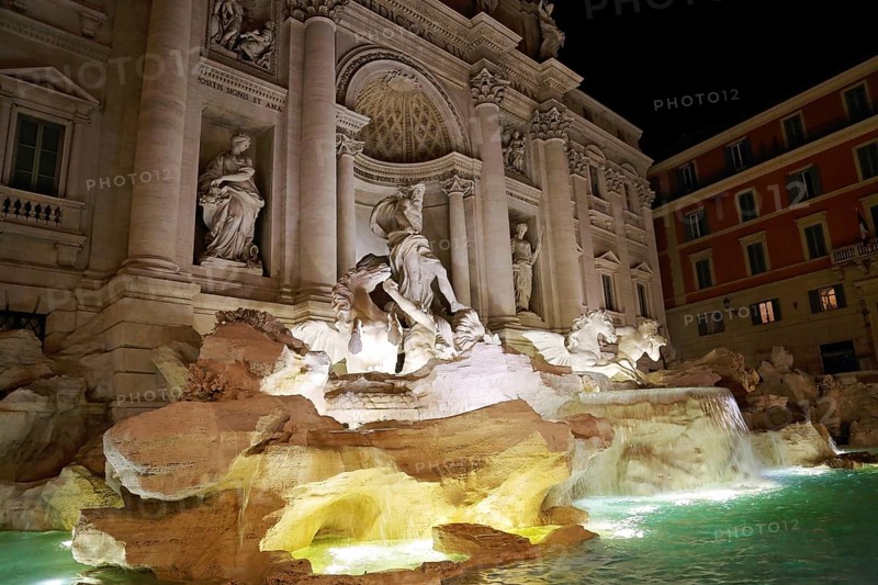 Rome, Famous Trevi Fountain (Fontana Di Trevi)