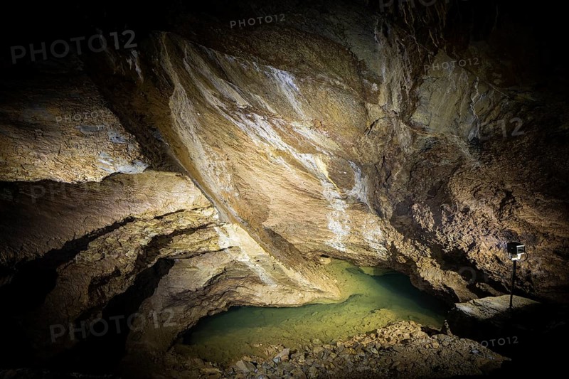 Dragon Cave Syrau
