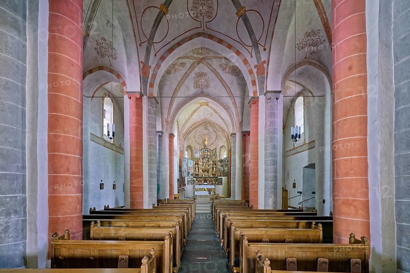 Nave and choir with winged altar, work of the Lukas Guild Antwerp, Sankt Lambertus, Affeln, Neuenrade, MÃ¤rkischer Kreis, Sauerland, North Rhine-Westphalia, Germany, Europe