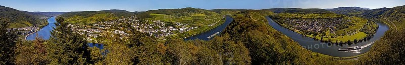 Panoramic view of the meandering Moselle from the Prinzenkopf Tower, Pünderich, Rhineland-Palatinate, Germany, Europe