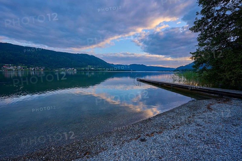 Lakeside, bathing jetty, sky, clouds, sunset, summer, Steindorf am Lake Ossiach, Lake Ossiach, Carinthia, Austria, Europe
