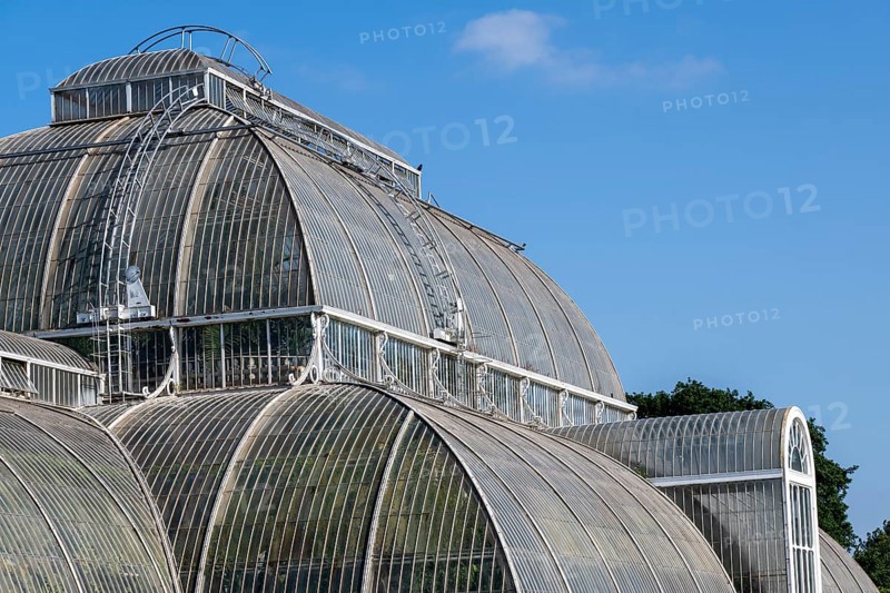 Roof construction, Palm House, oldest Victorian greenhouse in the world, Royal Botanic Gardens (Kew Gardens), UNESCO World Heritage Site, Kew, Greater London, England, Great Britain