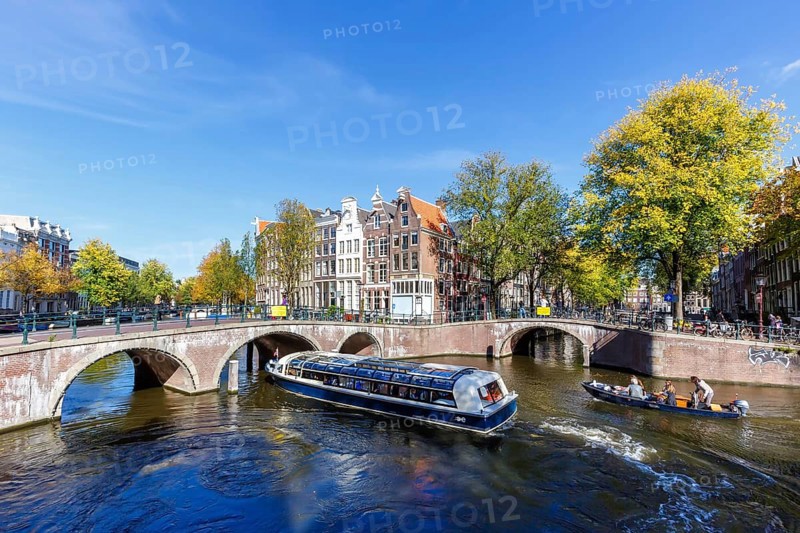 Canals and bridges Building on the Keizersgracht in the city of Amsterdam, Netherlands