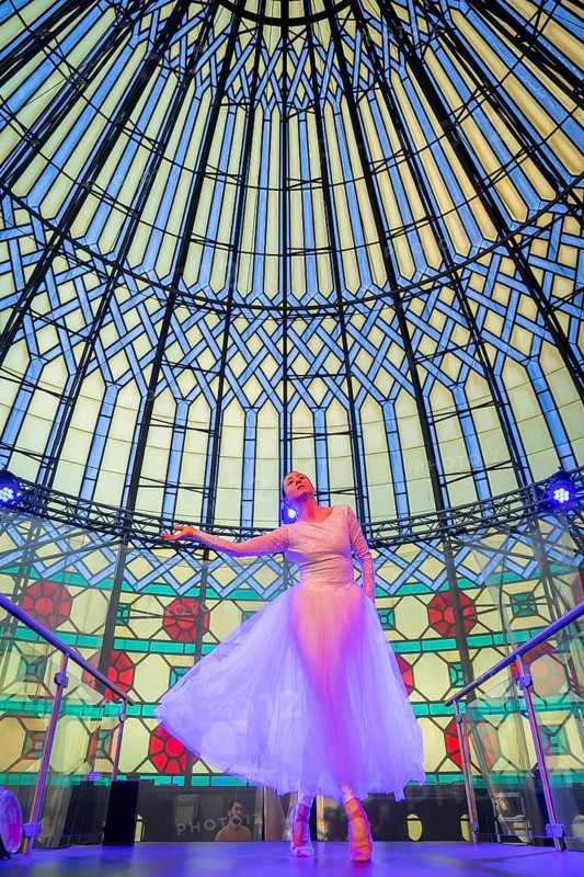 BALLET MEETS ORIENT