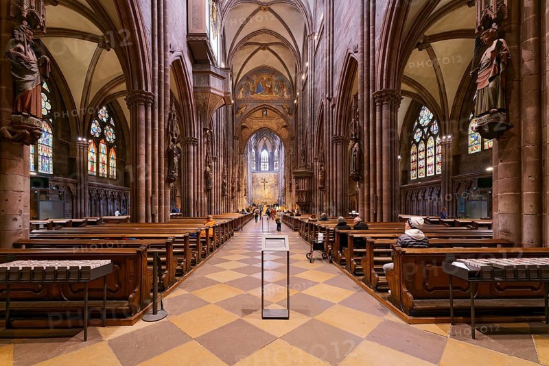Nave and choir, Freiburg Cathedral of Our Lady, Gothic style, Freiburg im Breisgau, Baden-Württemberg, Germany, Europe