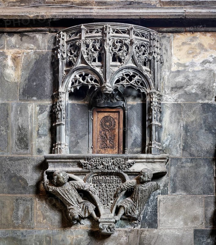 Tabernacle in French Flamboyant Gothic, French Late Gothic, San Giovanni, Saluzzo, Province of Cuneo, Piedmont, Italy, Europe
