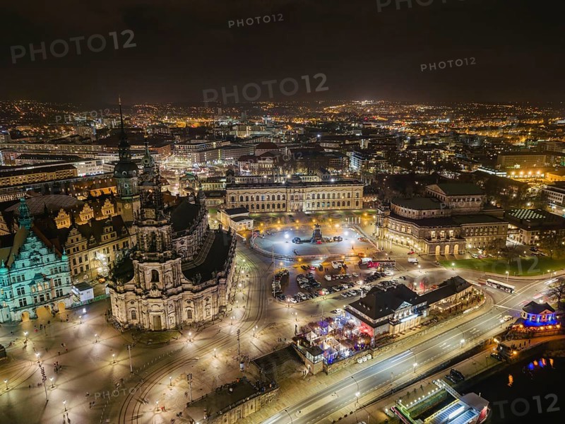 Dresden's old town at Christmas time. Despite the fact that the main sights are not illuminated due to energy-saving measures, the old town is very impressive. Theatre Square with Court Church Palace, Zwinger and Semper Opera House