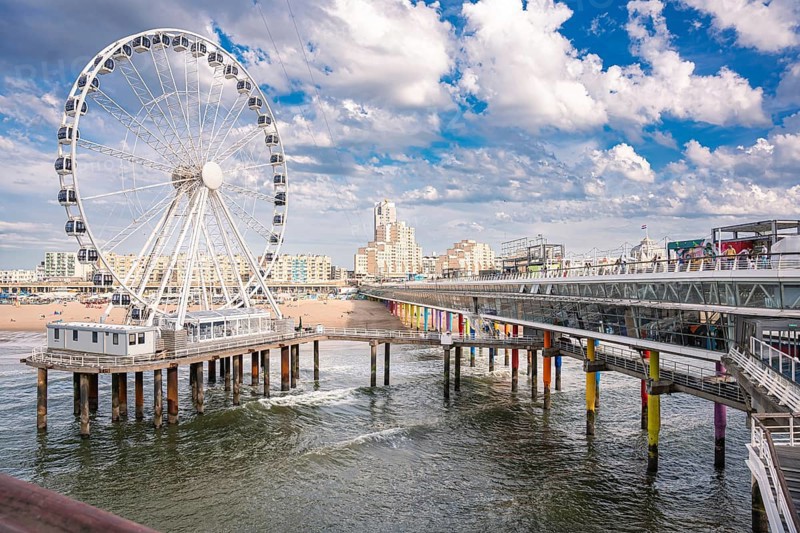 Pier with Ferris wheel on the beach, The Hague, Netherlands