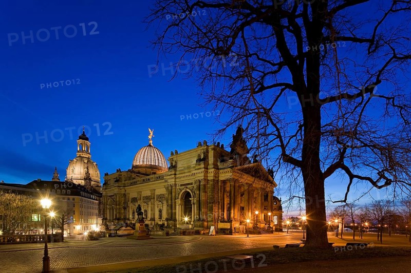 Building of the Saxon Art Association and the Academy of Fine Arts. Brühl's Terrace is an architectural ensemble and a tourist attraction in Dresden. The outdoor area stretches along the River Elbe on the Old Town side of Dresden and is also known as the Balcony of Europe