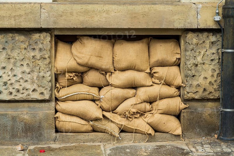 Sandbag wall in Dresden Pieschen