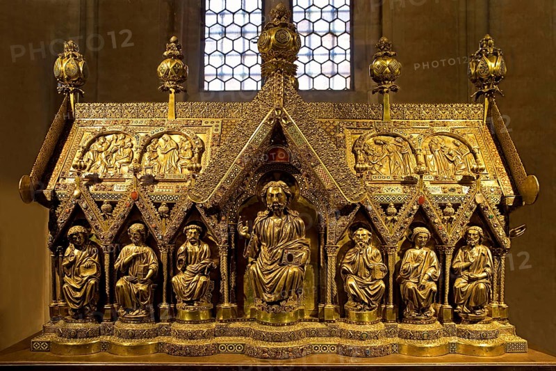 Elisabeth shrine, where Elisabeth's bones once lay, Elisabeth Church, Marburg an der Lahn, Hesse, Germany, Europe