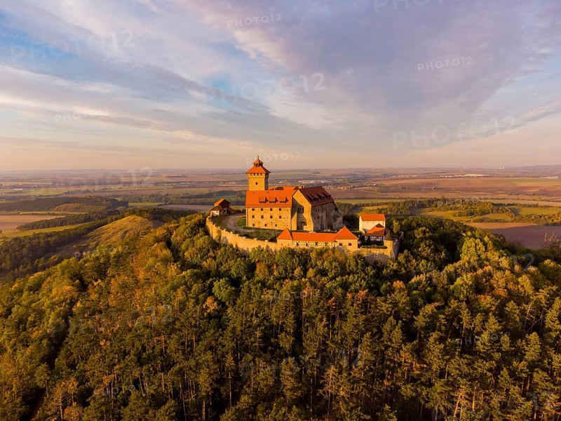 Drei Gleichen (also: Gleichen castles) is the name for a medieval castle ensemble consisting of Wachsenburg, Burg Gleichen and Mühlburg in Thuringia, as well as for the mountain ensemble on which the castles stand