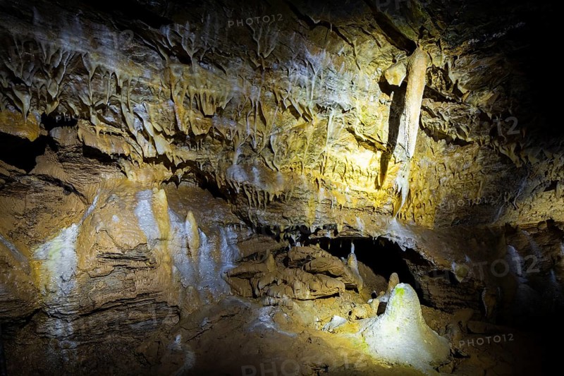 Dragon Cave Syrau