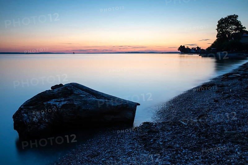 Sunset over Lake Constance, beach, summer, Langenargen, Baden-Württemberg, Germany, Europe