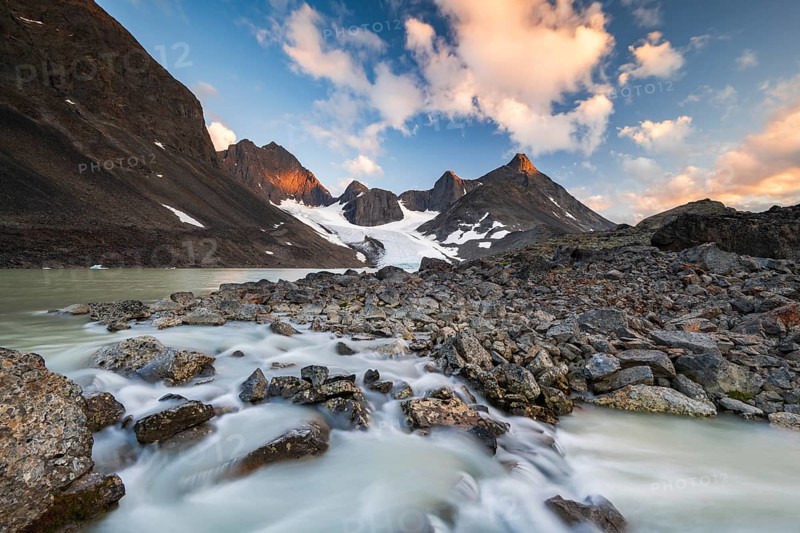 Kaskapakte Glacier, Kaskasatjakka Mountain and Kuopertjakka, Kaskasavagge Valley, Kebnekaise Massif, Lapland, Sweden, Europe