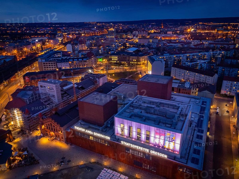 Power plant Mitte with State Operetta and TJG
