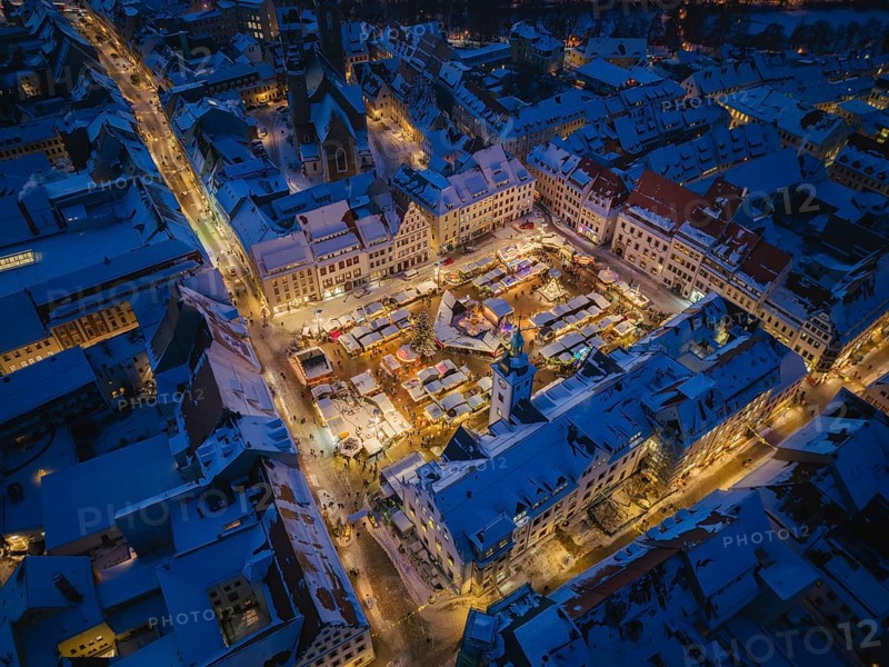 The Freiberg Christmas Market on the Obermarkt in front of the town hall