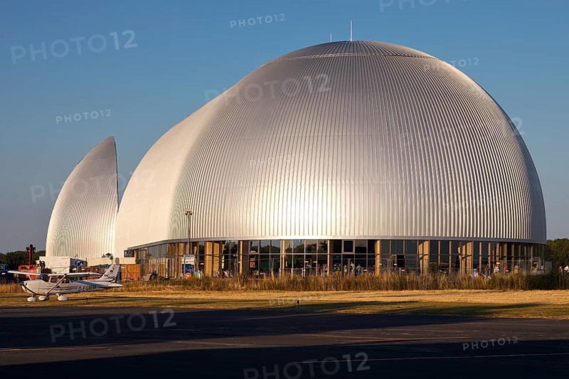 WDL Luftschiffgesellschaft airship hangar, Essen-Mülheim airfield, Mülheim an der Ruhr, Ruhr region, North Rhine-Westphalia, Germany, Europe