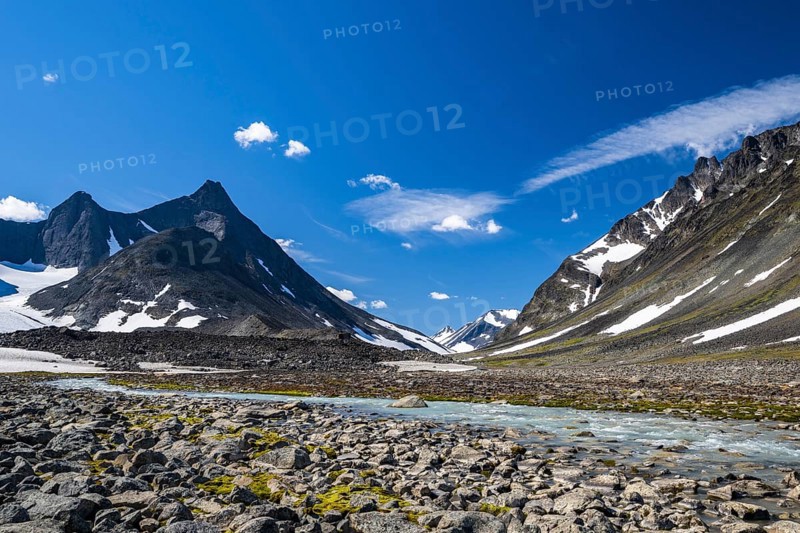 Kaskasavagge valley, Kuopertjakka mountain, Gaskkasjohka river, Kebnekaise massif, Lapland, Sweden, Europe