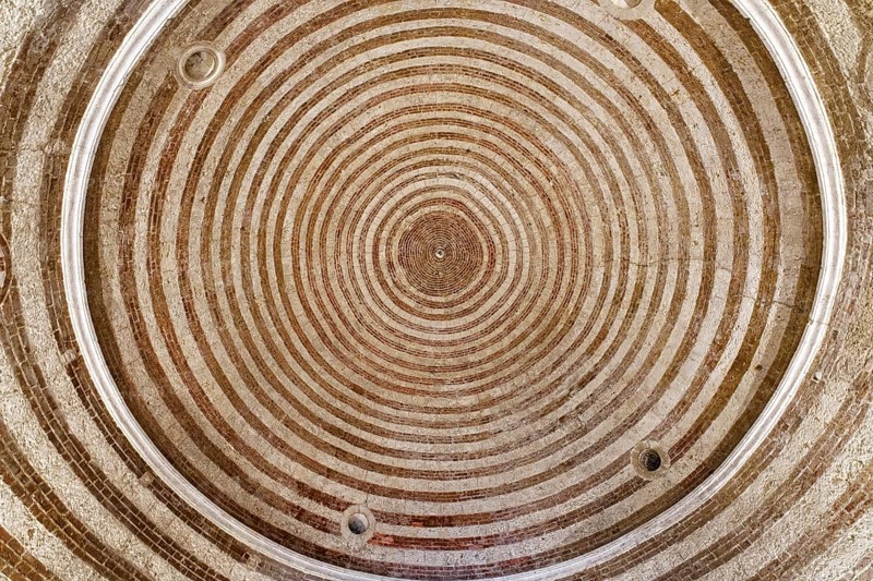 Dome, layered masonry, Oratorio di San Galgano sul Montesiepi, Chiusdino, Tuscany, Italy, Europe