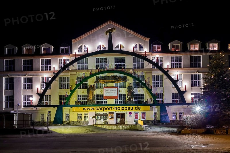 Candle arch Gelenau The Gelenau candle arch is in the Guinness Book of Records. The world's first candle arch was made in 1740 by the miners' blacksmith Carl Traugott Teller. He brought an arch-shaped candlestick to a Metten celebration, which the miners then lit in the centre of the room