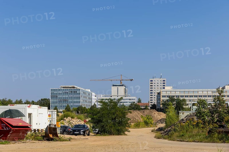 Since mid-June, a 9-strong team from the Saxony State Office for Archaeology has been investigating the areas next to the demolished Robotron building that remained undeveloped after 1945. This measure has become necessary because a new residential area with underground car parks is being built here and the construction work for the new buildings would irretrievably destroy the archaeology still preserved in the ground. In the process, building structures and cellars from the 18th century to 1945, four presumably late medieval / early modern house cellar pits and a still undated building floor plan of a predecessor development, which was probably abandoned around 1600 or a little later, cultural layers from the High Middle Ages, 16th and 18th centuries were found., Excavations, Dresden, Saxony, Germany, Europe