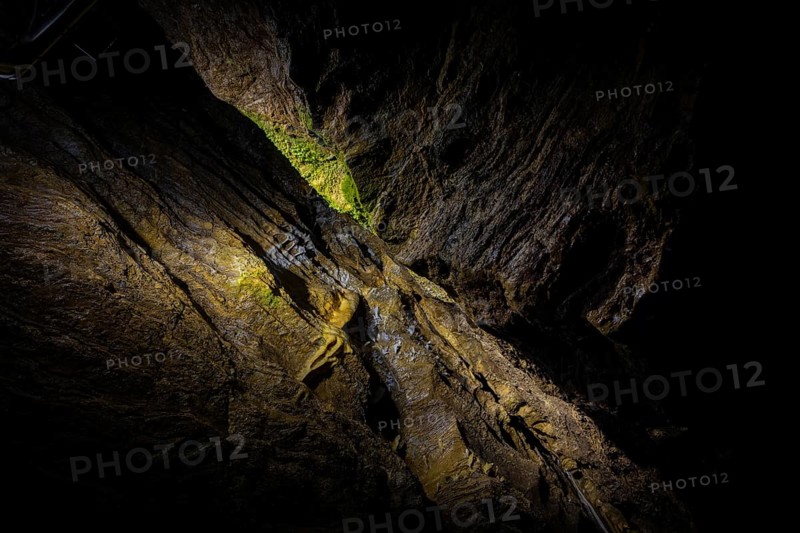 Dragon Cave Syrau