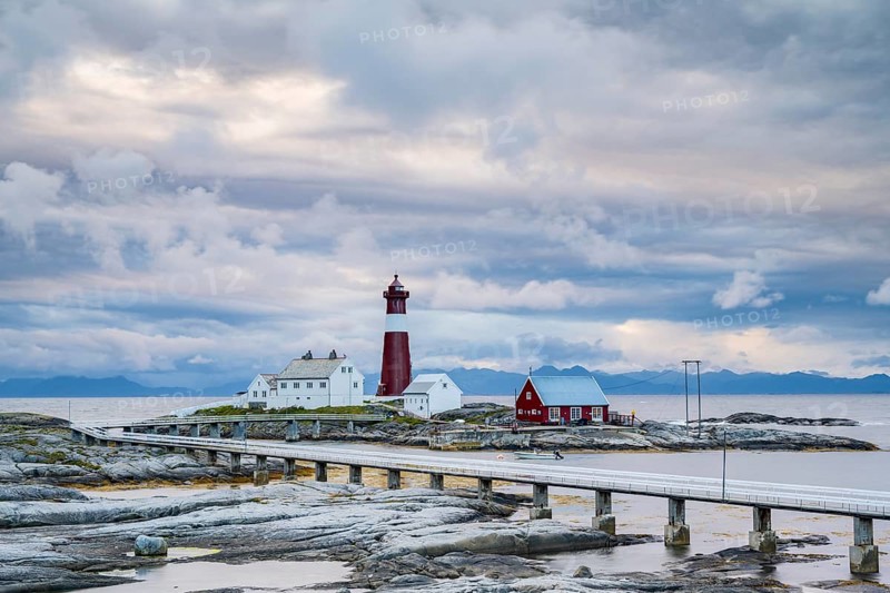 Tranoy Fyr Lighthouse, Tranoy Fyr, Lofoten in the back, Hamaroy, Ofoten, Vestfjord, Nordland, Norway, Europe