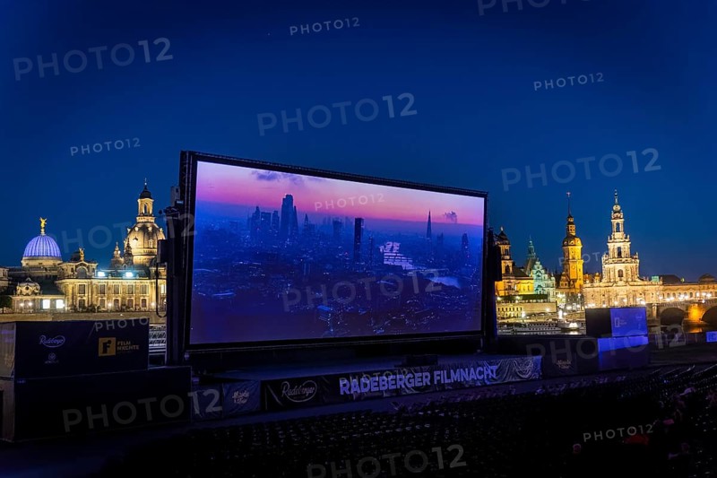 The Film Nights on the banks of the Elbe are Germany's largest open-air cinema festival. They have taken place every summer since 1991 on the Neustädter Elbufer in Dresden and have attracted over 200, 000 viewers in recent years. In 2021 the film nights will start with the Radeberger Fimnacht and 60 Years of Bond: No Time to Die