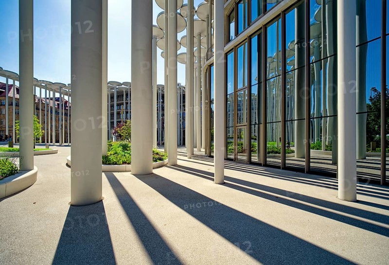 Säulengarten, SAB Forum, new building Sächsische Aufbaubank, Leipzig, Saxony, Germany, Europe
