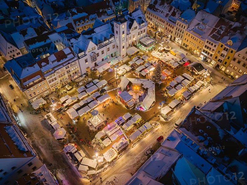 The Freiberg Christmas Market on the Obermarkt in front of the town hall