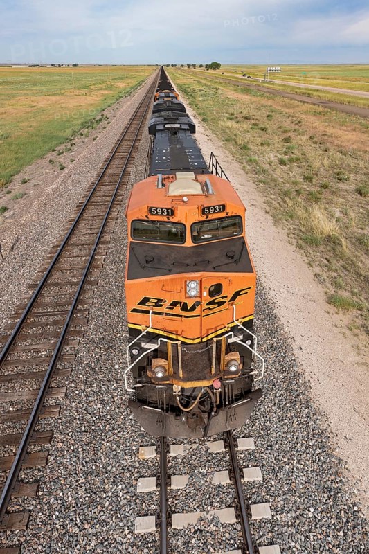 Roggen, Colorado, A Burlington Northern Santa Fe freight train carrying coal east of Denver