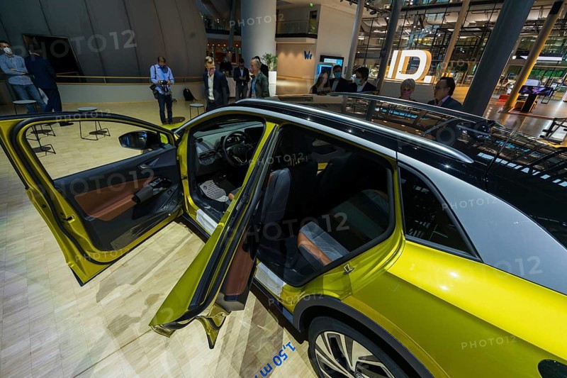 World premiere of the purely electrically driven SUV ID.4. This marks VW's entry into the world's largest market segment of compact SUVs