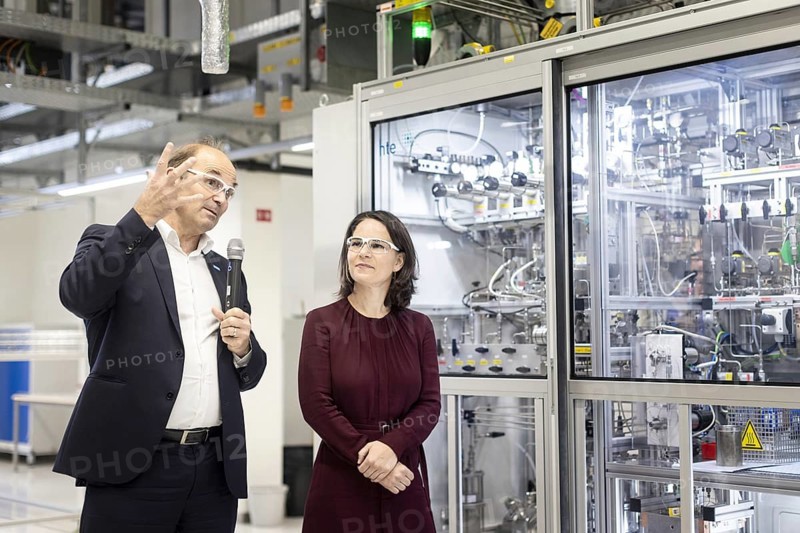 Annalena Bärbock (Bündnis 90 Die Grünen), Federal Minister for Foreign Affairs, photographed during a visit to BASF headquarters together with Martin Brudermüller, CEO of BASF, in Ludwigshafen, 19.07.2023., Ludwigshafen, Germany, Europe