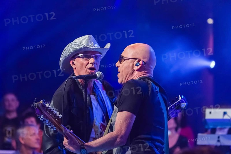 Toni Krahl, Fritz Puppel City is a German music group. The band was formed in East Berlin in 1972 and achieved their breakthrough with their song Am Fenster. Initially they called themselves City Rock Band or City Band Berlin