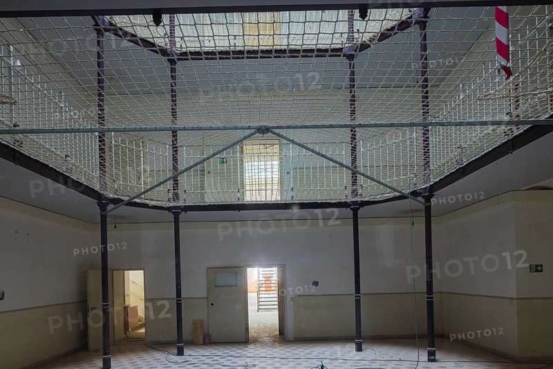 The Kassberg prison is a place with a double dictatorship past. It served the Nazi judiciary as a remand and penal prison and, after the end of the Second World War, first the Soviet secret service (NKVD) and later the GDR secret police (MfS) as a remand prison