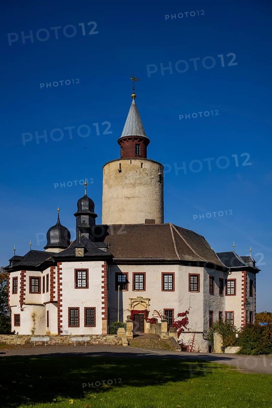 Posterstein Castle, which is over 800 years old, is located in the border triangle of Thuringia, Saxony and Saxony-Anhalt. There is a museum in the castle