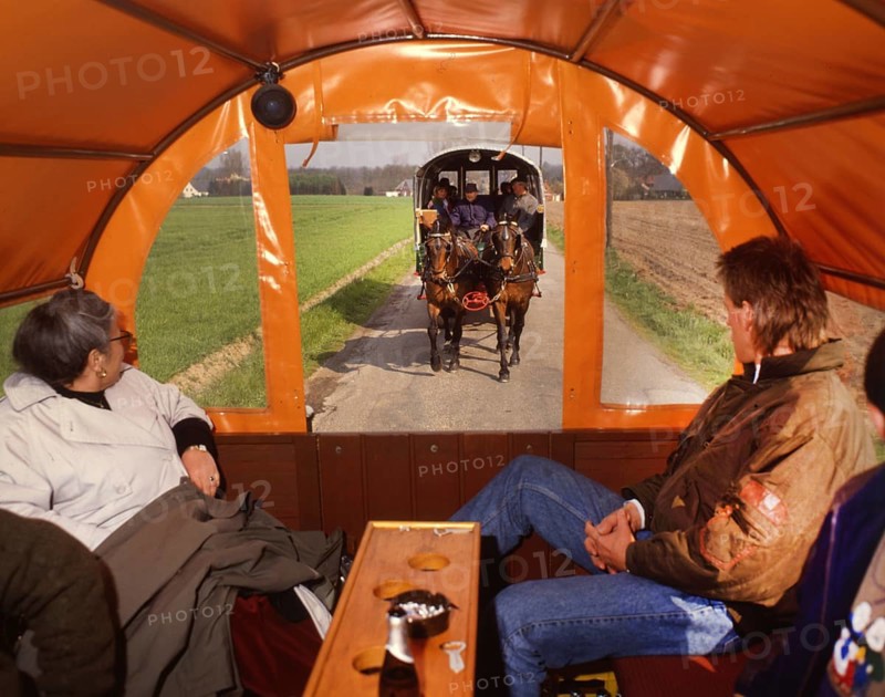 DEU, Germany: The historical slides from the times 80-90s, Mettingen. Covered wagon trip on 21.4.91 MR yes