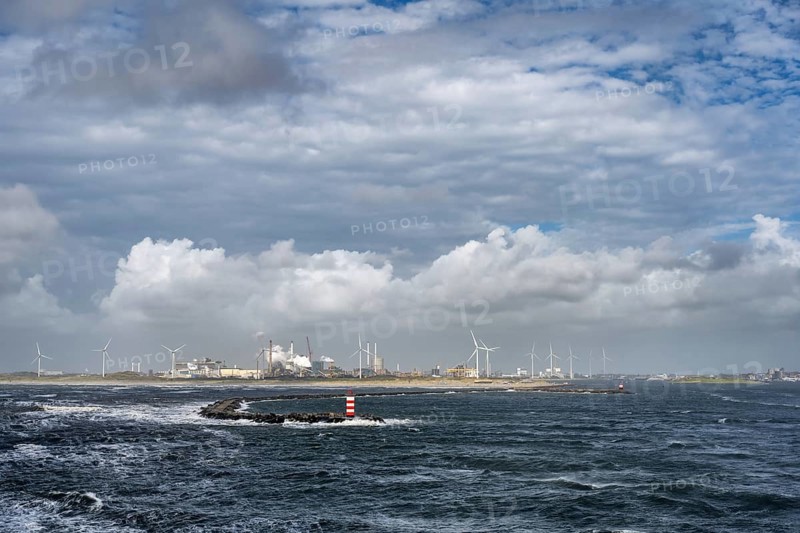 Noordpier Wijk Aan Zee, wind turbines and the steelworks of Tata Steel, North Holland, Netherlands