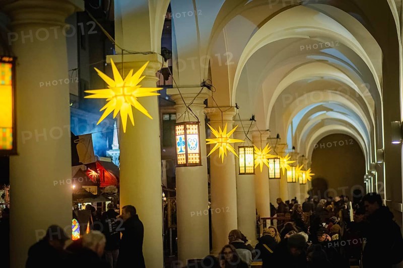 Medieval Christmas market in the stable yard of Dresden's Residenzschloss, a Renaissance knight's tournament complex