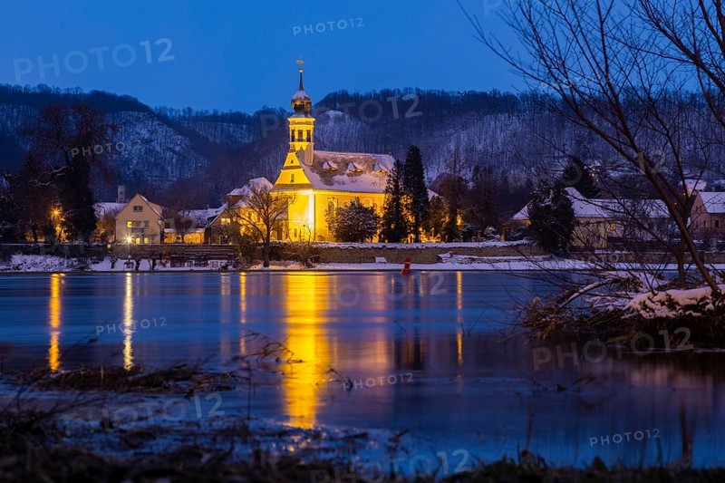 Schifferkirche Maria am Wasser, on a winter evening