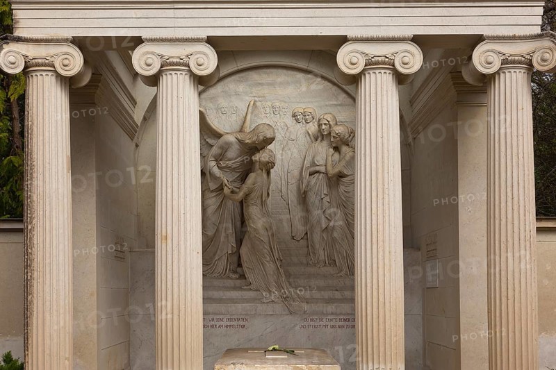 Karl May gravesite in Radebeul
