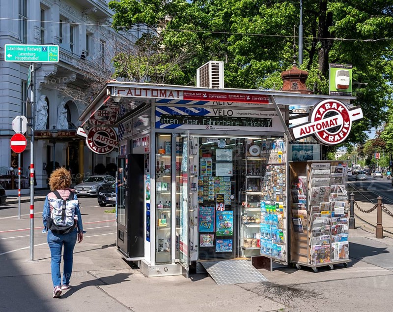 Newspaper kiosk with tobacco vending machine, Vienna, Austria, Europe