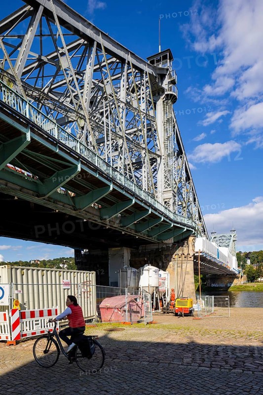 Elbe Bridge Blue Wonder