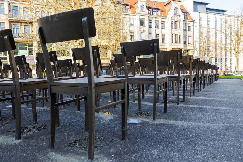 Synagogue memorial