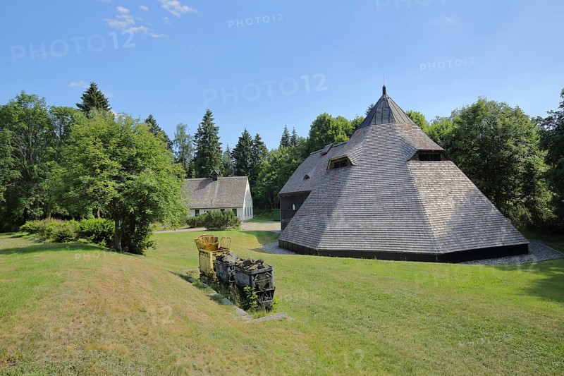 Former discovery mine Neu Leipziger Glück with horse-drawn wagon and wagons, colliery, technical, museum, mine, mining, historical, Johanngeorgenstadt, Westerzgebirge, Erzgebirge, Saxony, Germany, Europe