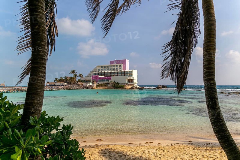 Coastal landscape view to Mia Reef Hotel, Isla Mujeres, Caribbean Coast, Cancun, Quintana Roo, Mexico, Central America