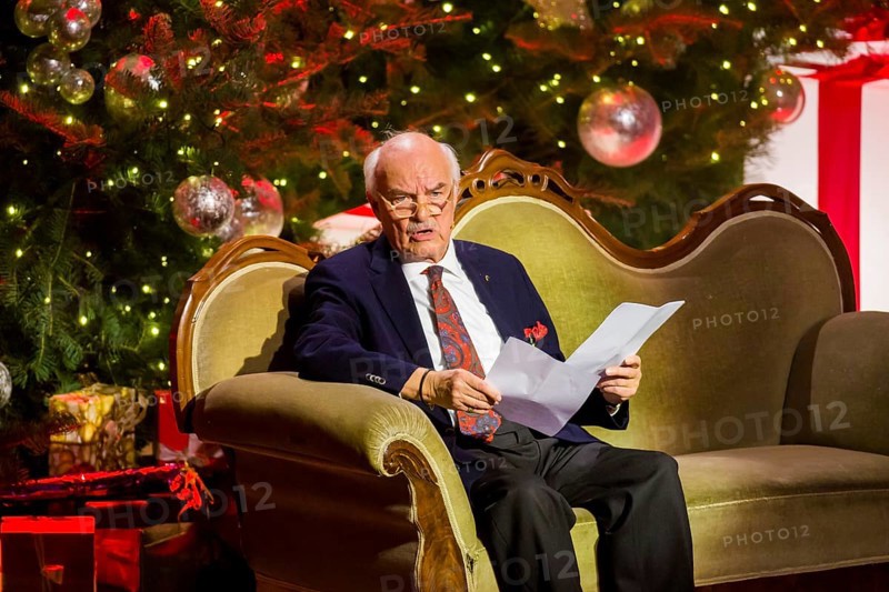 Christmas with us with Kim Fisher, Dress Rehearsal, Charless Brauer