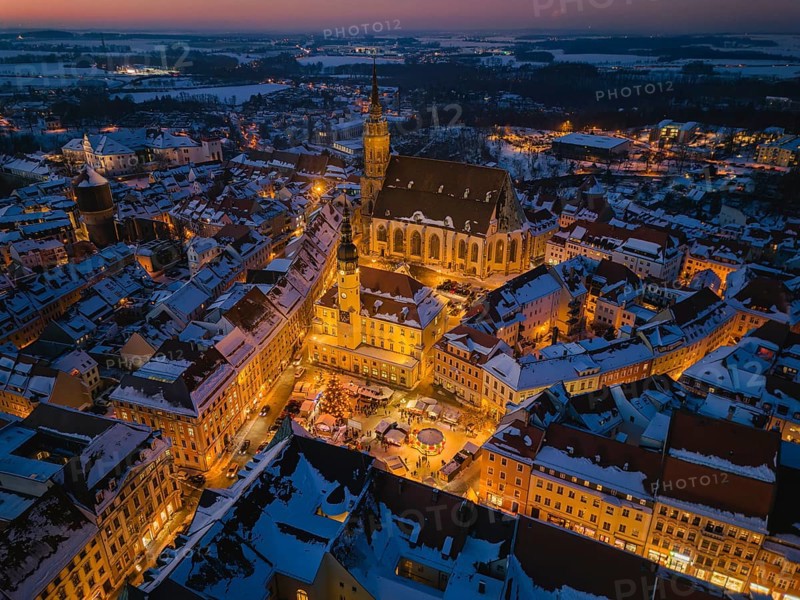 Known today as the Bautzen Wenzelsmarkt, Upper Sorbian Budyske Wjaclawske wiki, the Bautzen Christmas market in Upper Lusatia is the oldest Christmas market in Germany mentioned in a chronicle according to the Record Institute for Germany